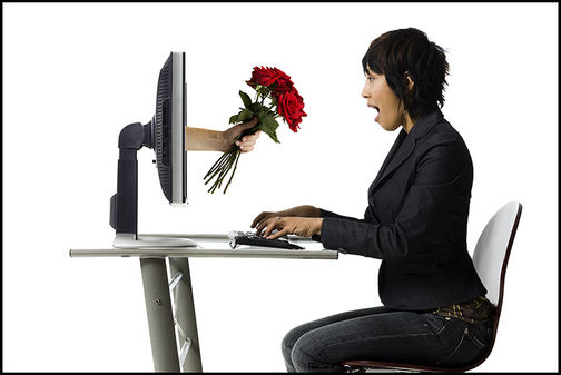 Những điều con gái cần lưu ý khi hẹn hò trực tuyến | hentocdo.vn